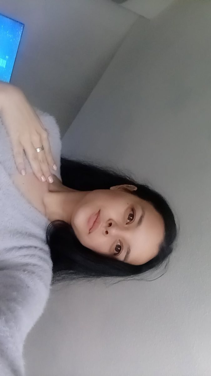 Ela — private photo