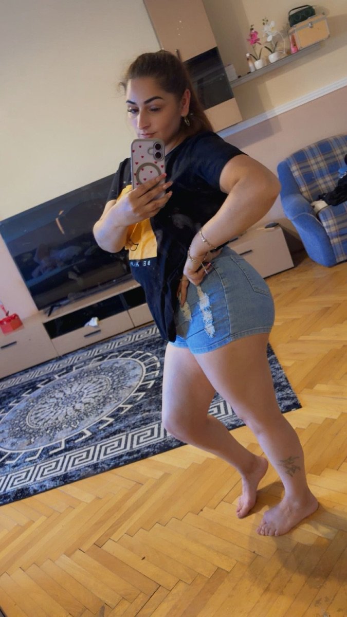 Pici, 39 — Sugar Baby in Budapešť