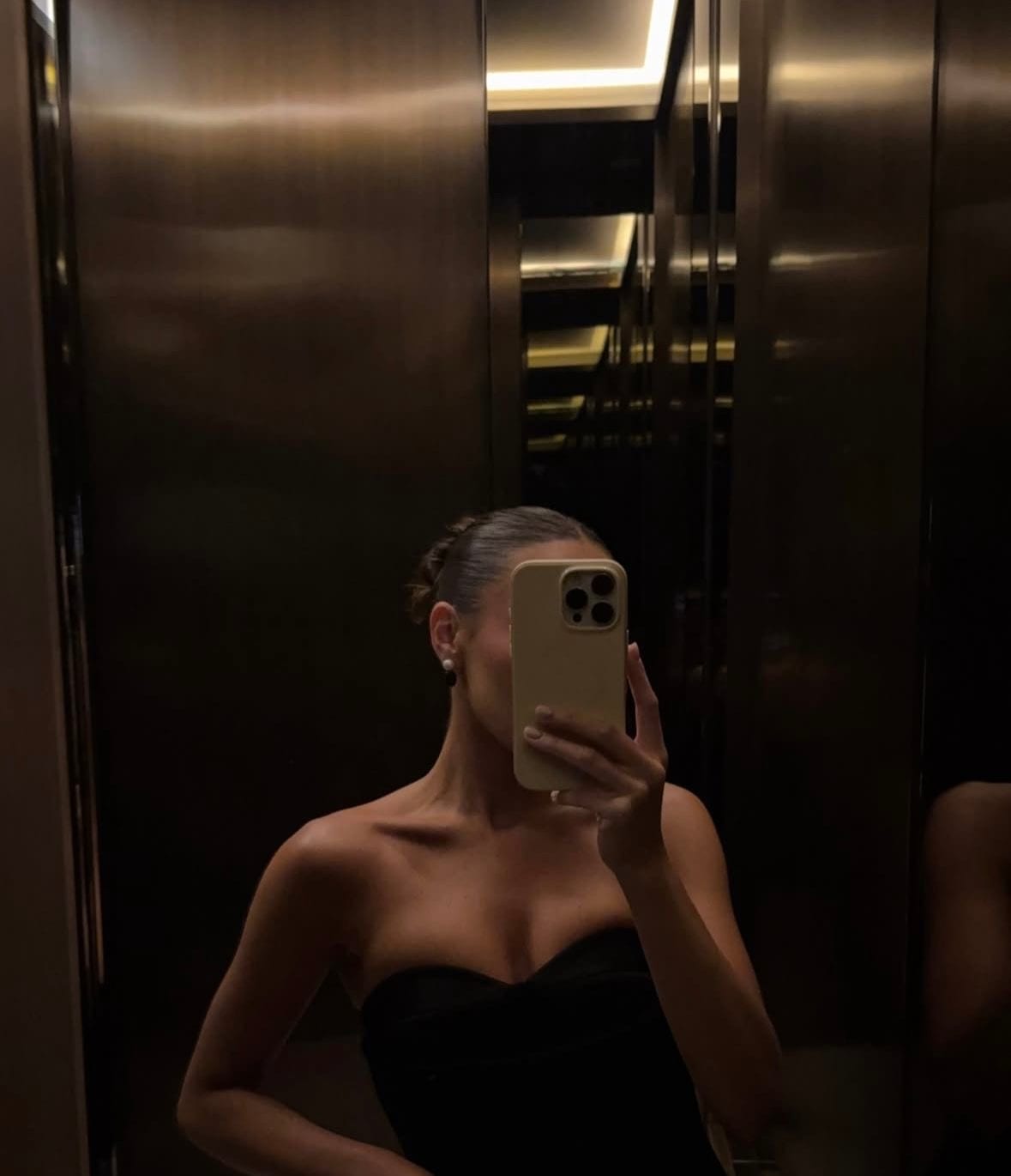 Mia — Sugar Baby in Ljviv