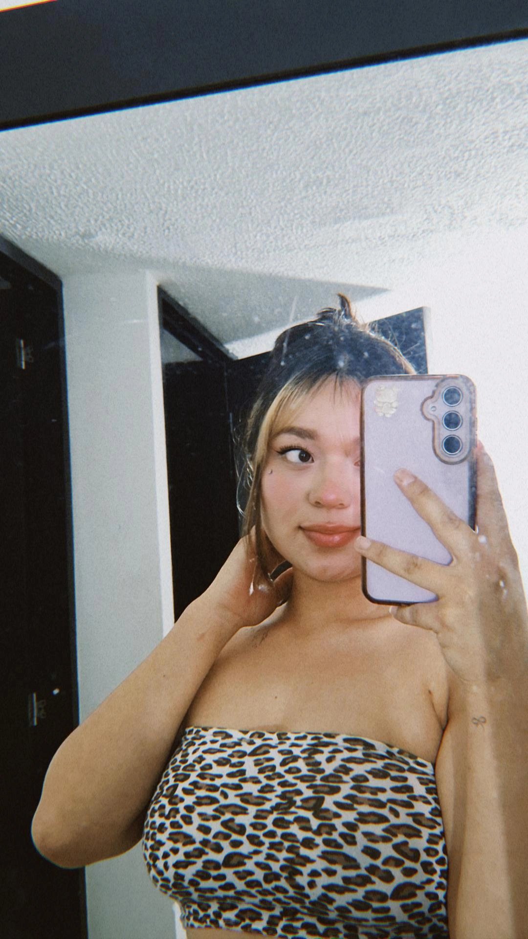 Violeta , 19 — Sugar Baby in Богота