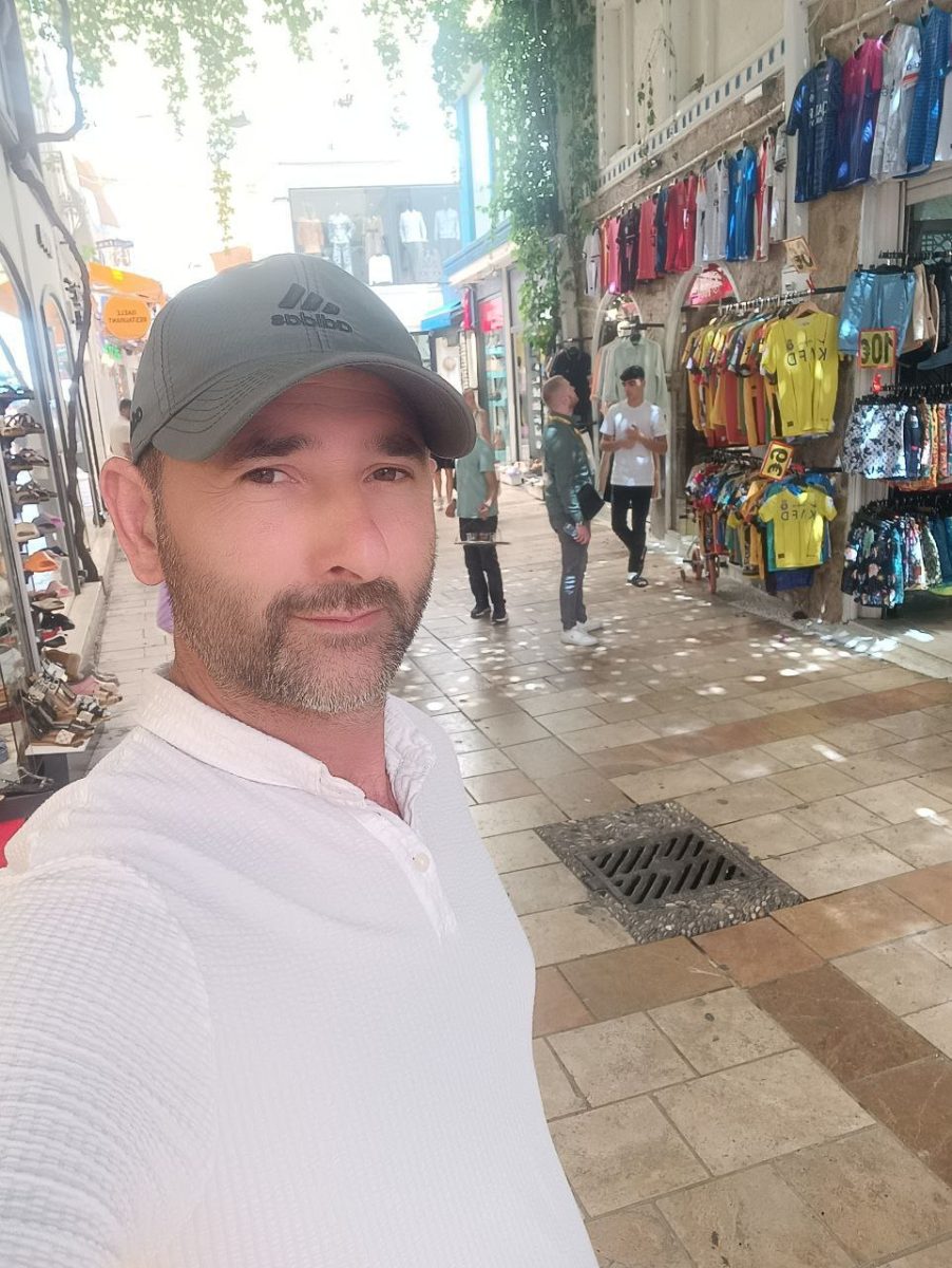 Erkan, 46 — Sugar Daddy in Київ