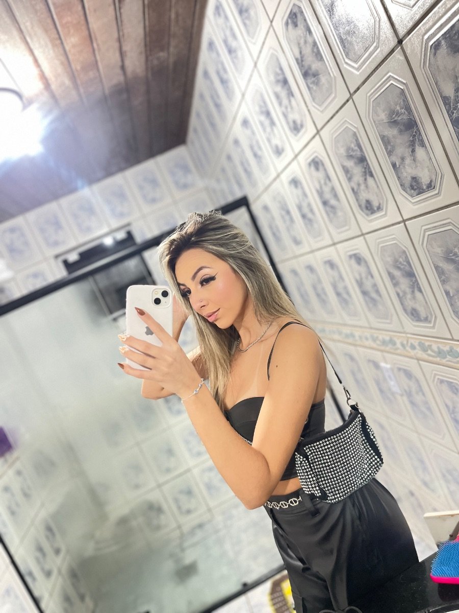 Bianca , 20 — Sugar Baby in Curitiba