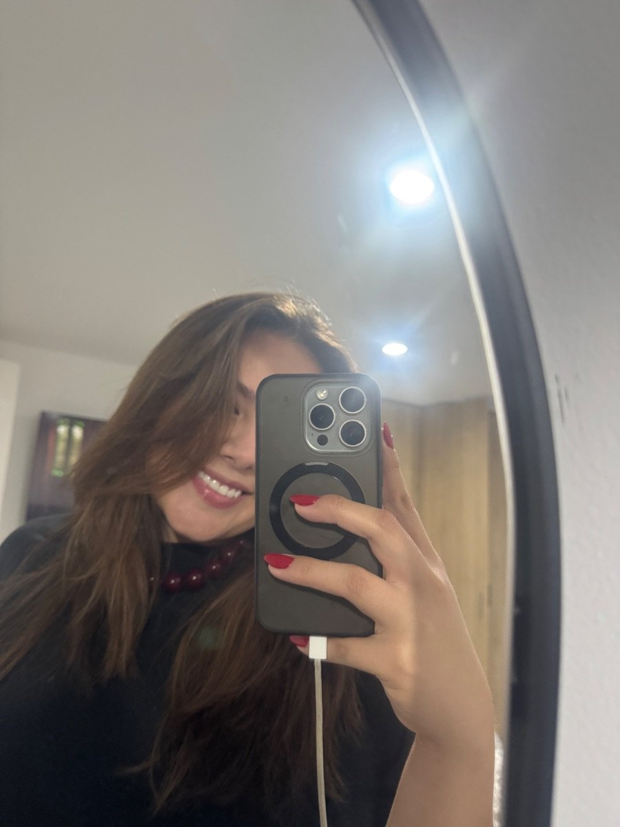 Gissel  — Sugar Baby in Medellín