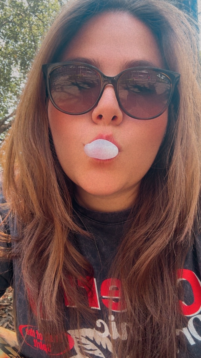 Gissel  — Sugar Baby in Medellín