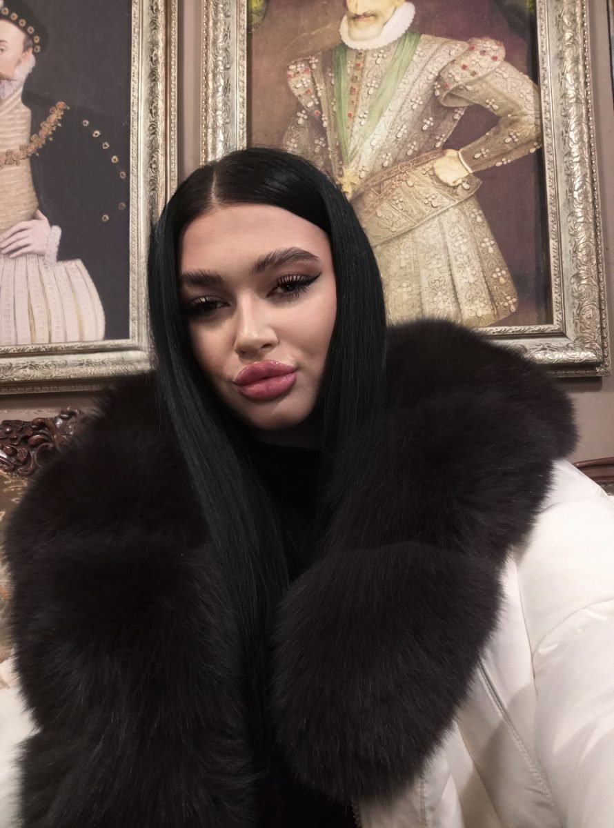 Руслана  — Sugar Baby in Pogyil