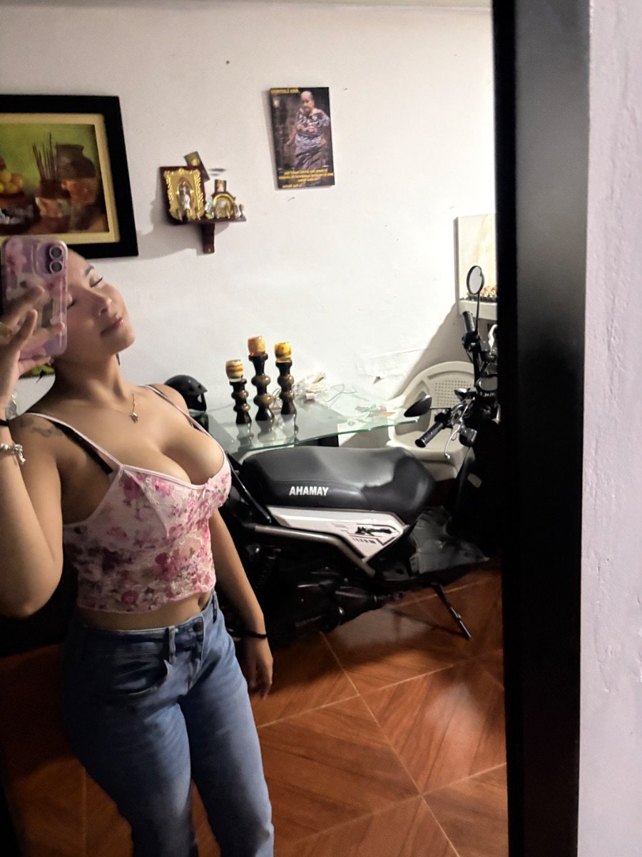 Sofi — Sugar Baby in پریرا