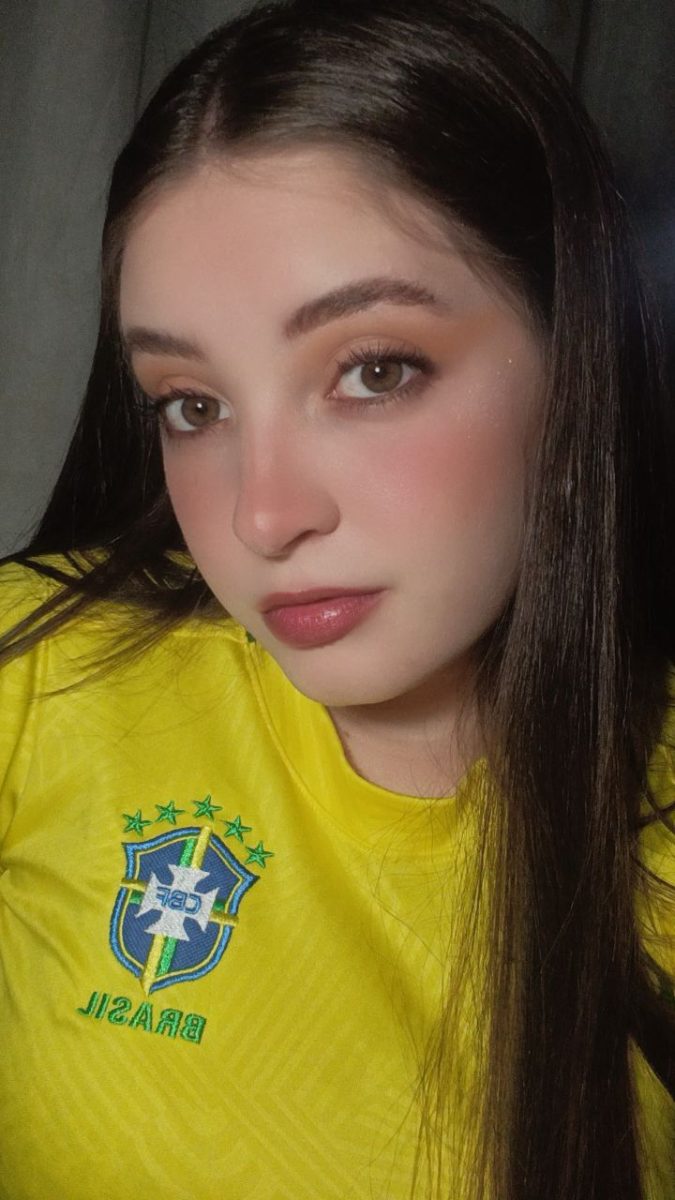 Maria Clara  — Sugar Baby in ברזיליה
